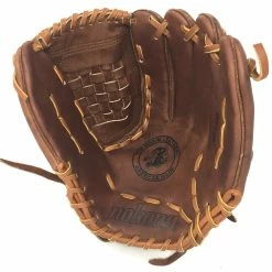 Nokona Classic Walnut 13" Softball Glove Right Hand Throw Size 13" -Baseball Gloves Shop IMG 2312 84059.1570637818